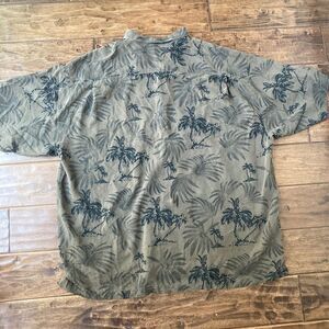Tommy Bahama 100% Silk Mens XXL Short Sleeve Button Up Green Tropical